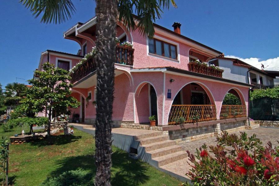 Apartments Darinka Poreč Exterior foto